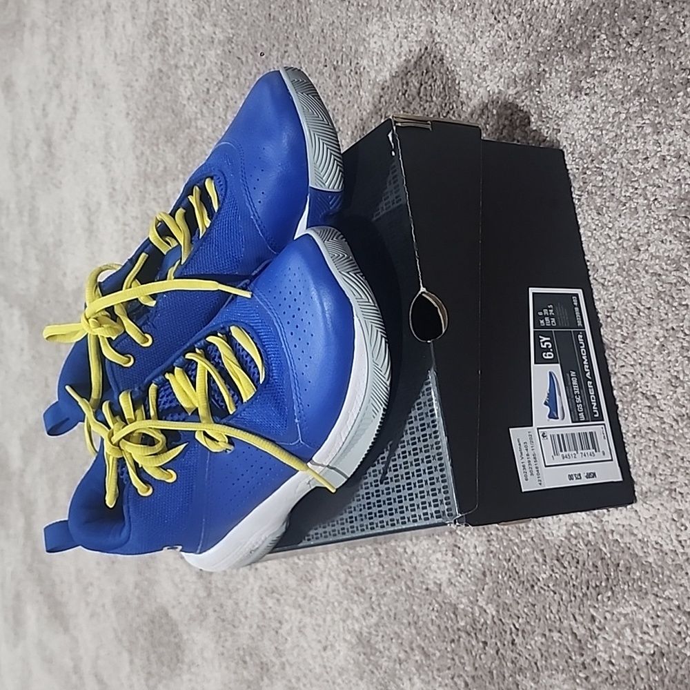 Steph Curry GS SC 3Zero IV Under Armor Basketball Shoes Size 6.5Y With Box